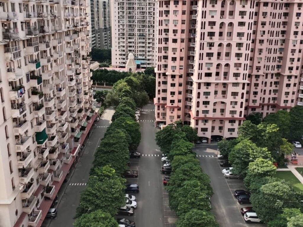 Apartments on rent near Golf Course Road l 2 BHK at DLF Princeton Estate