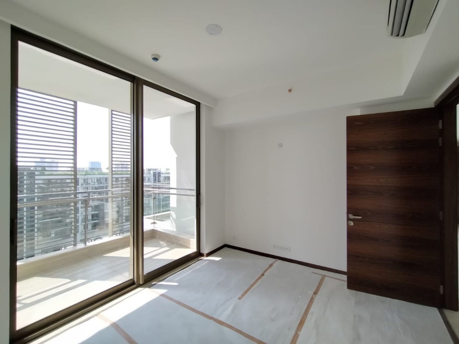 Luxury Apartment Buildings M3M Golf Estate