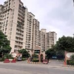 DLF Phase 5 Apartments
