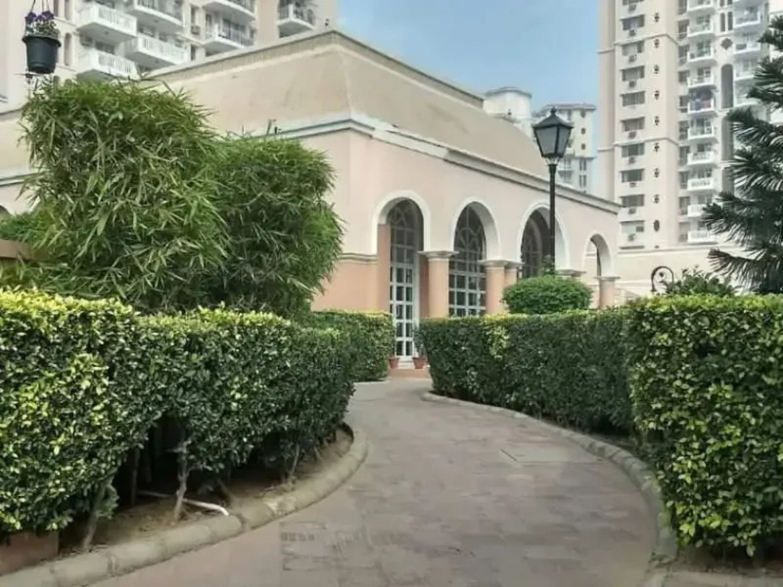 trinity towers dlf phase 5 sector 53 gurugram haryana