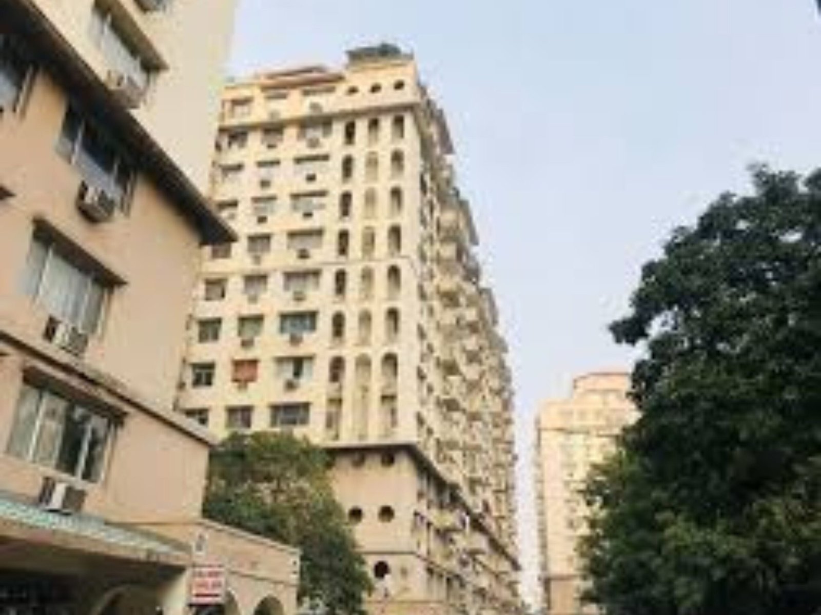 DLF Ridgewood Estate