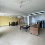 Flats for Sale and Rent at DLF Magnolias Gurgaon