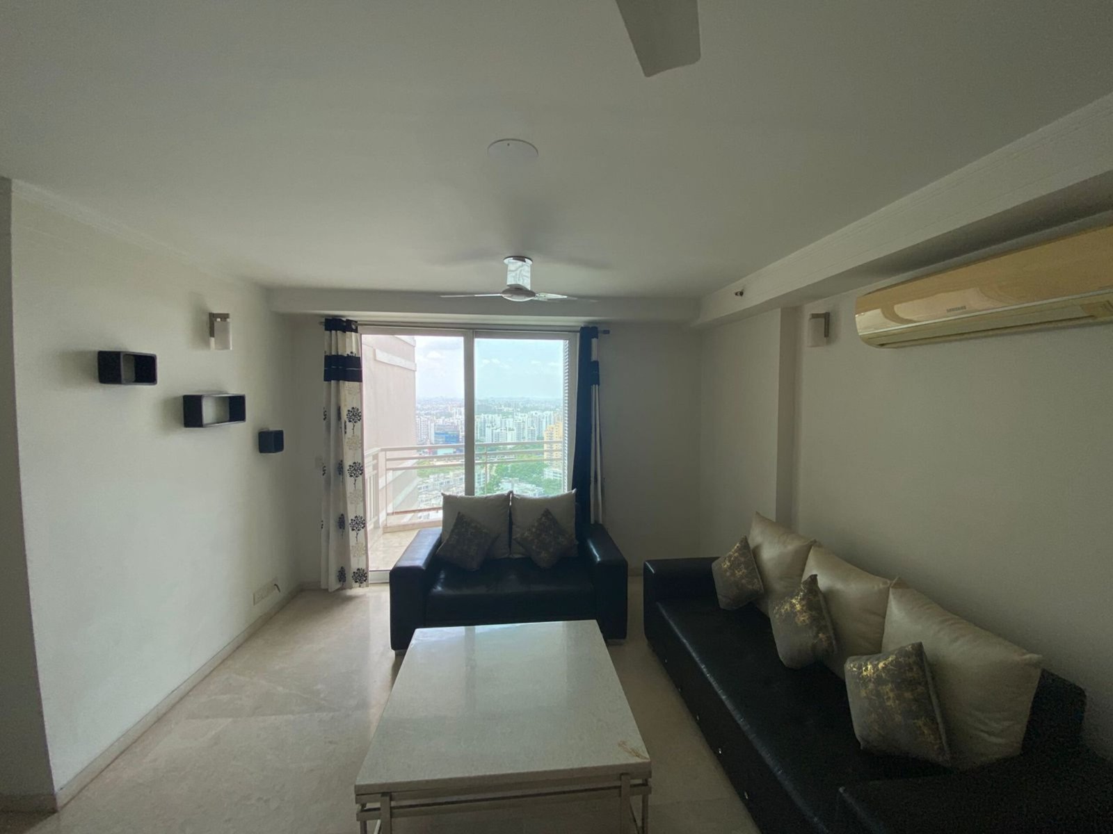 luxury flat for rent