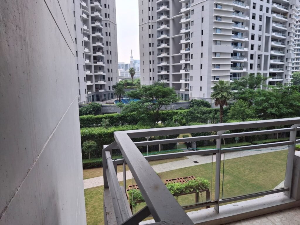 DLF Belaire for sale